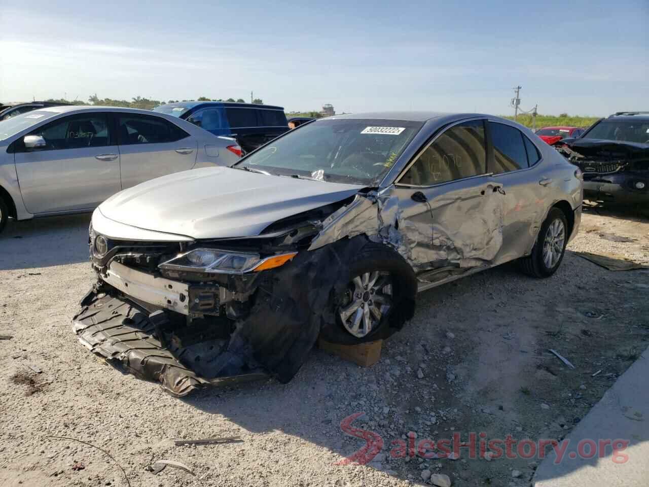 4T1B11HK2JU557421 2018 TOYOTA CAMRY