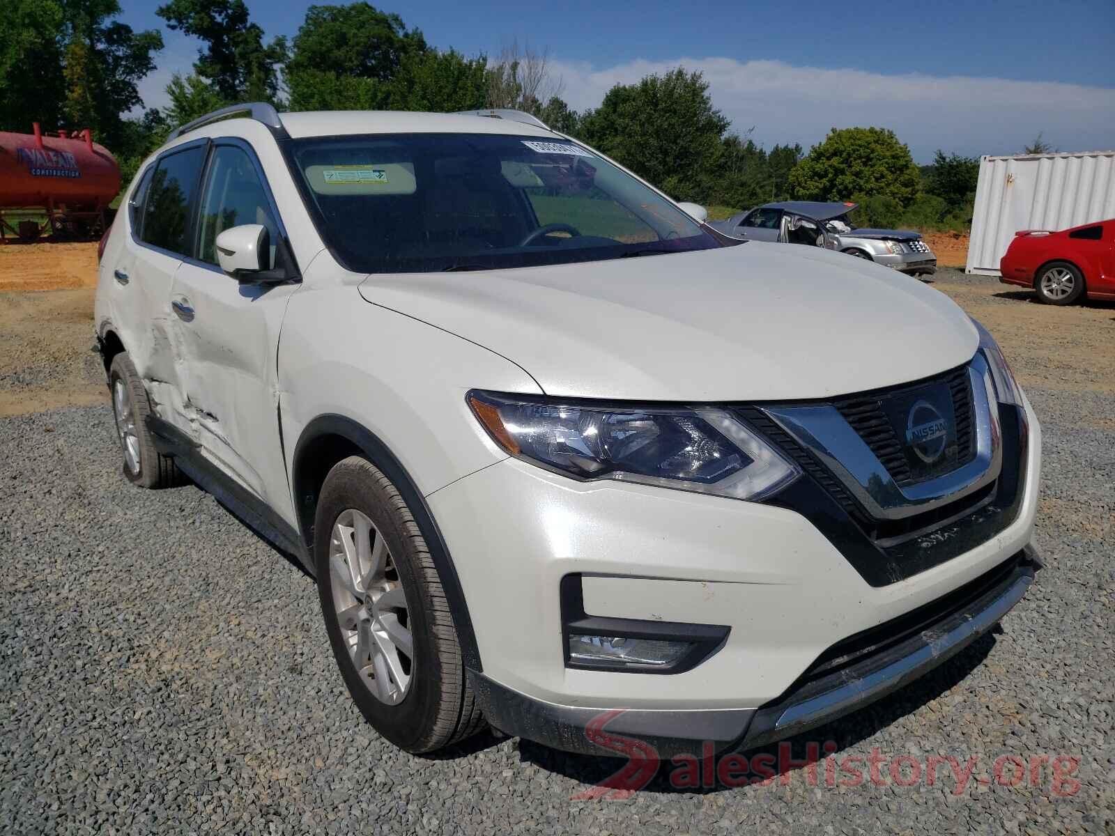 KNMAT2MT2HP571200 2017 NISSAN ROGUE