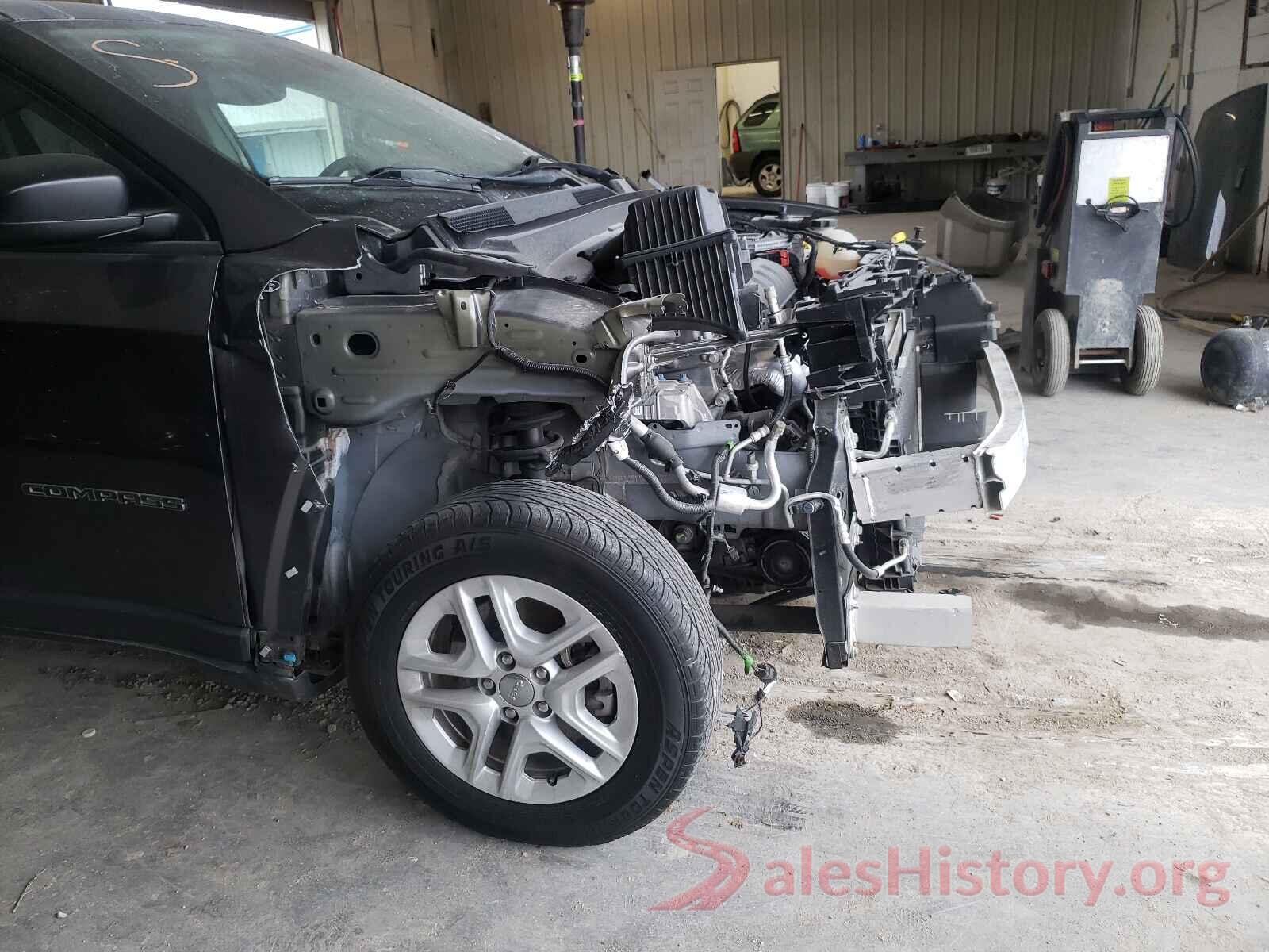 3C4NJCABXJT233263 2018 JEEP COMPASS