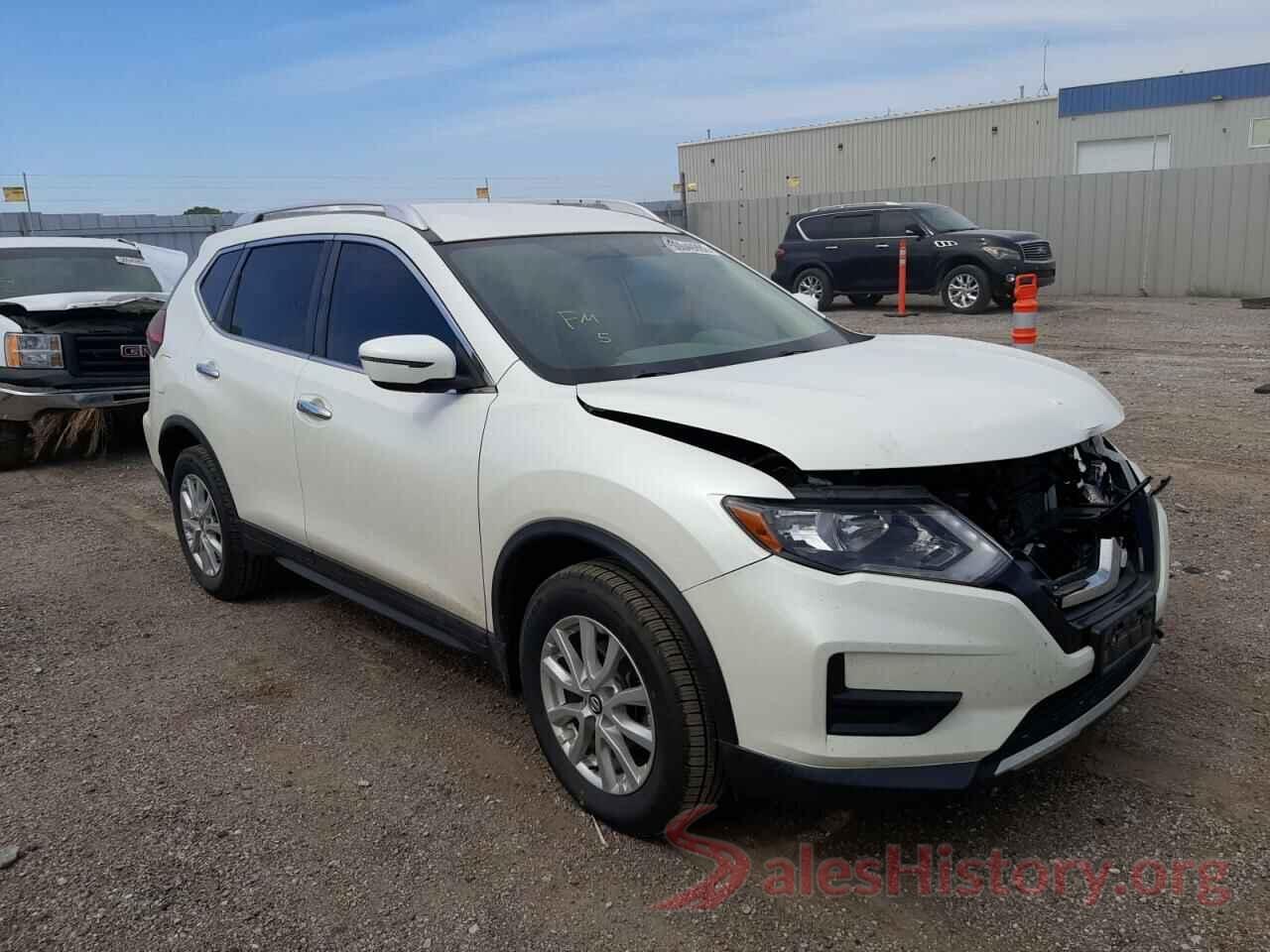 KNMAT2MV2HP594266 2017 NISSAN ROGUE