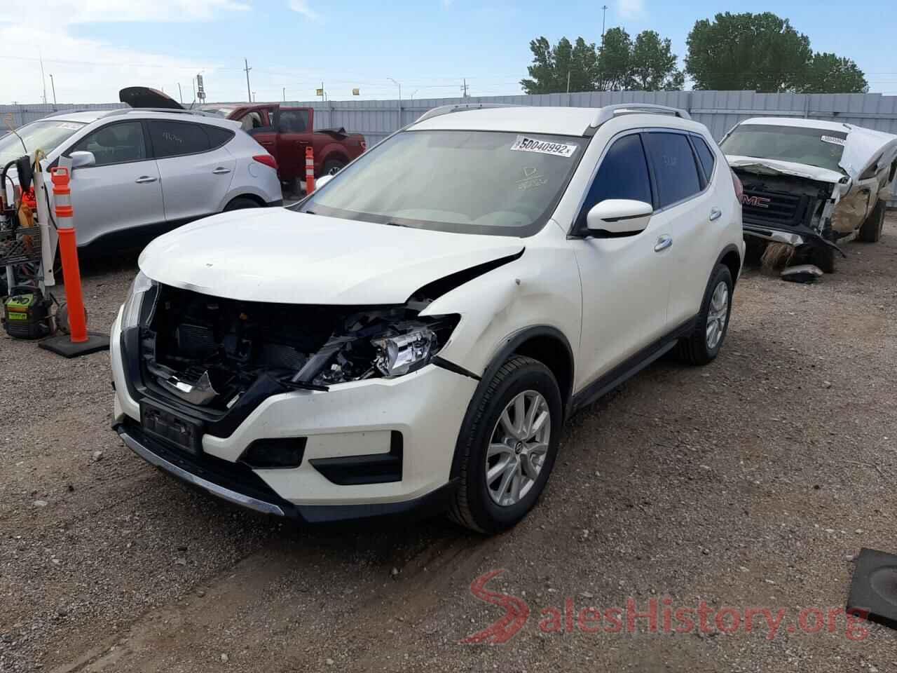 KNMAT2MV2HP594266 2017 NISSAN ROGUE