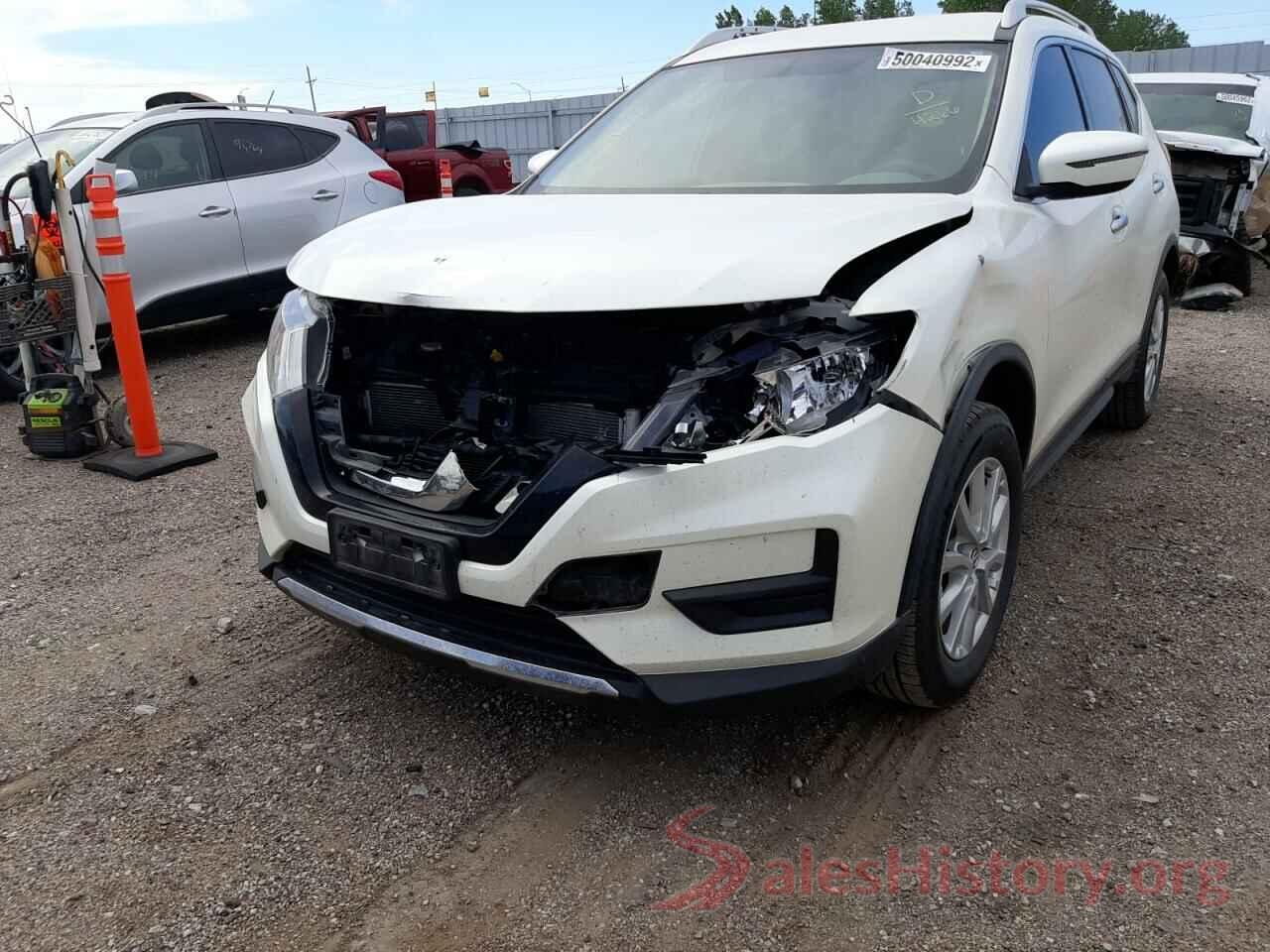 KNMAT2MV2HP594266 2017 NISSAN ROGUE