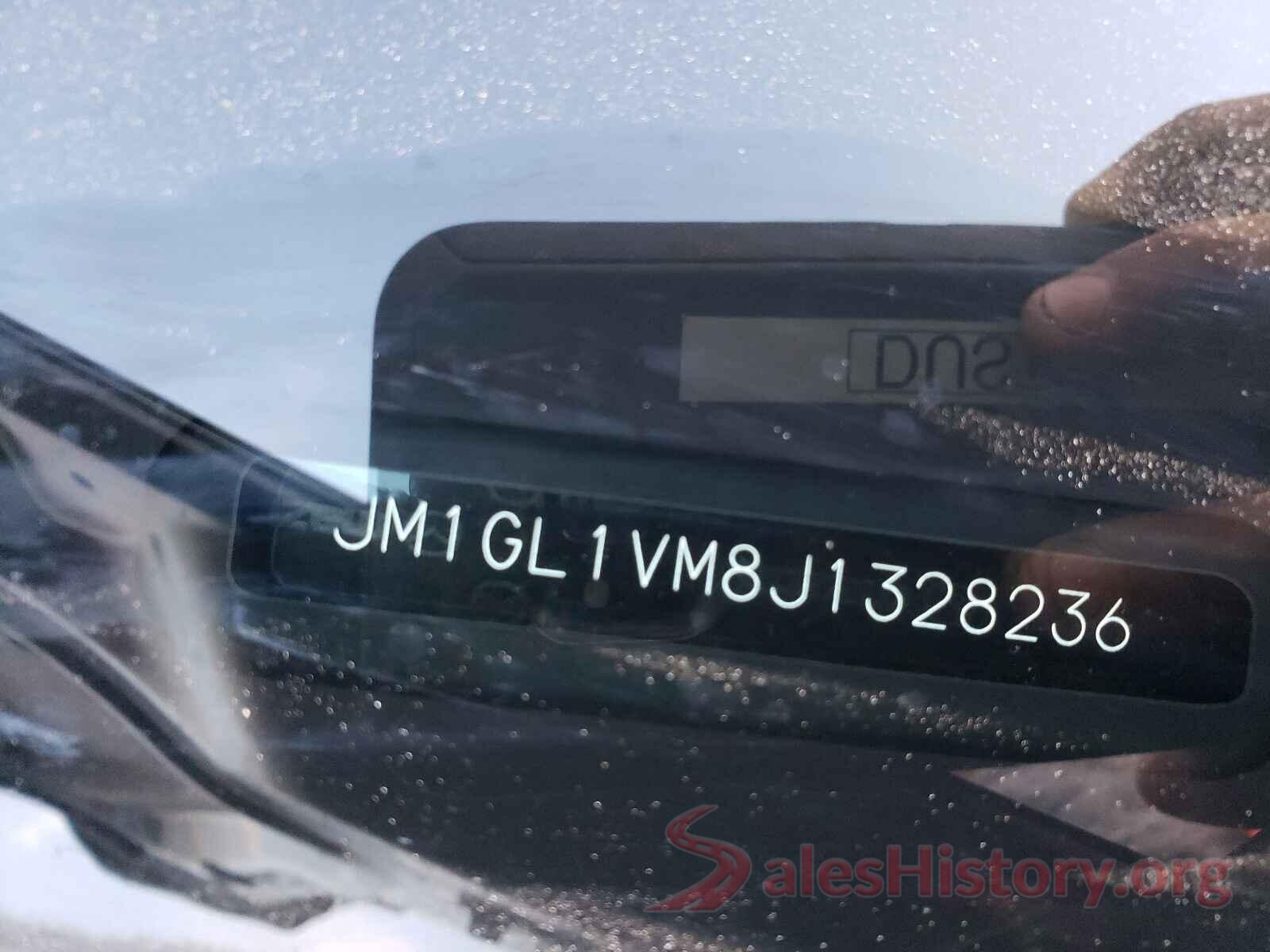 JM1GL1VM8J1328236 2018 MAZDA 6