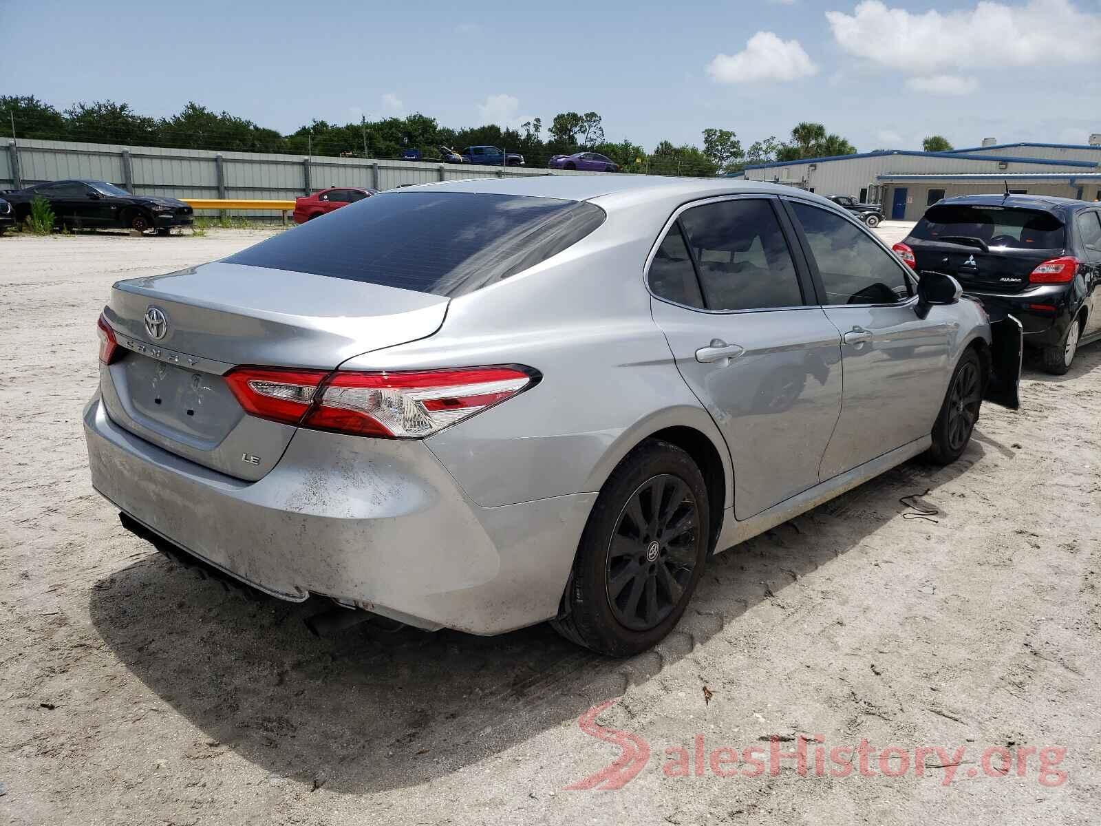 4T1B11HK6JU661264 2018 TOYOTA CAMRY