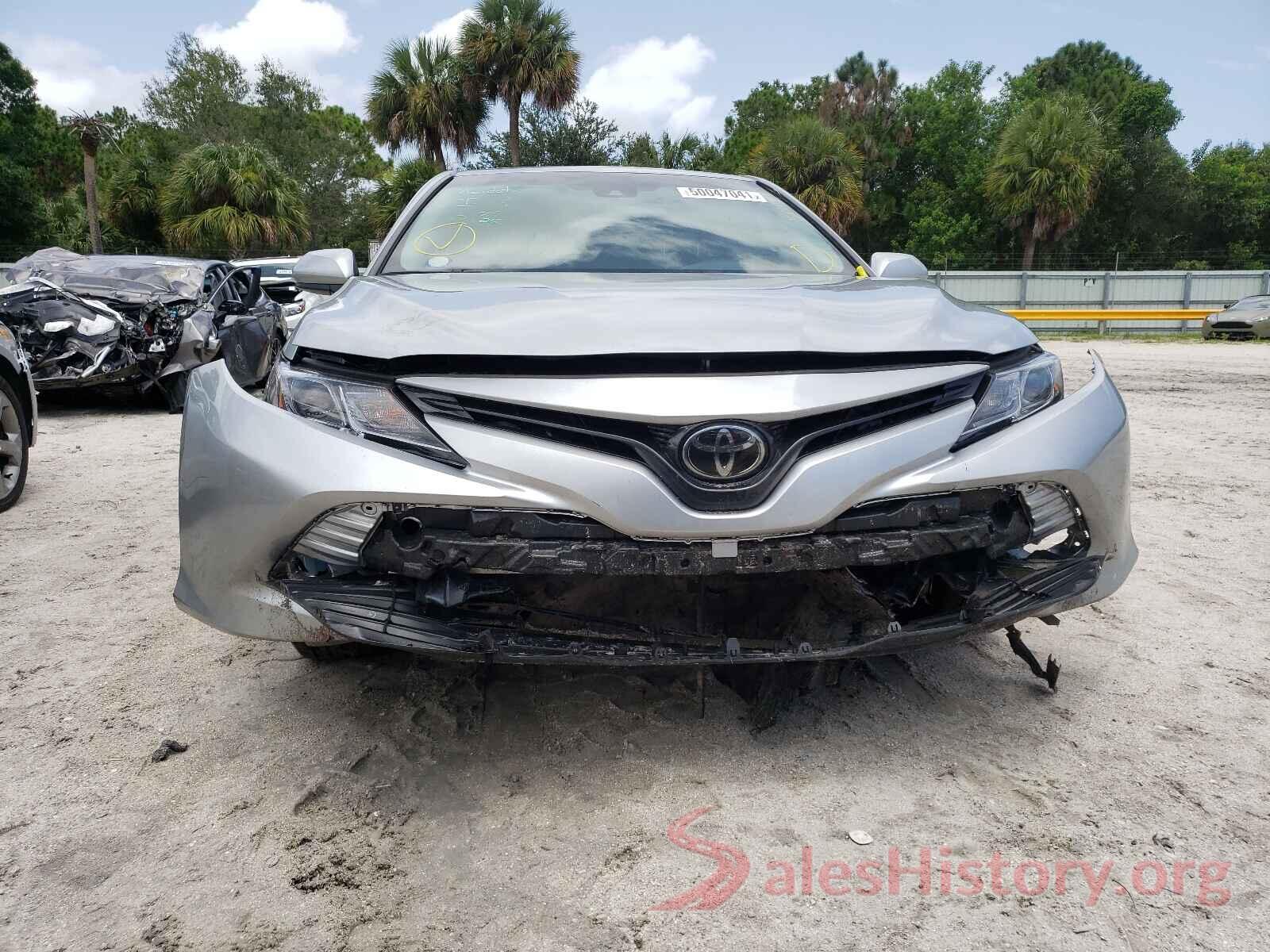 4T1B11HK6JU661264 2018 TOYOTA CAMRY