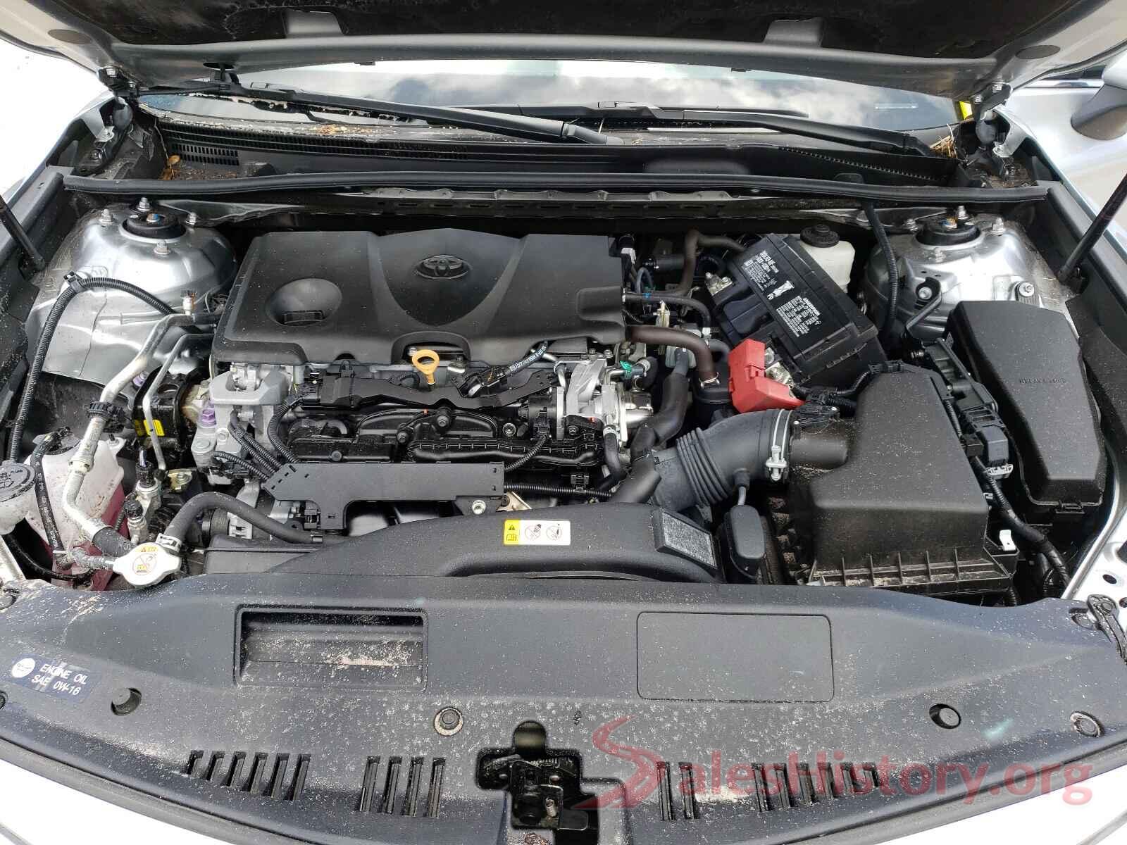 4T1B11HK6JU661264 2018 TOYOTA CAMRY