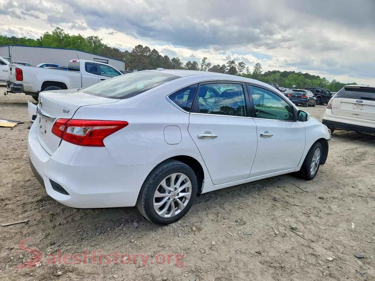 2019 NISSAN SENTRA VIN 3N1AB7AP4KY319738, right side view