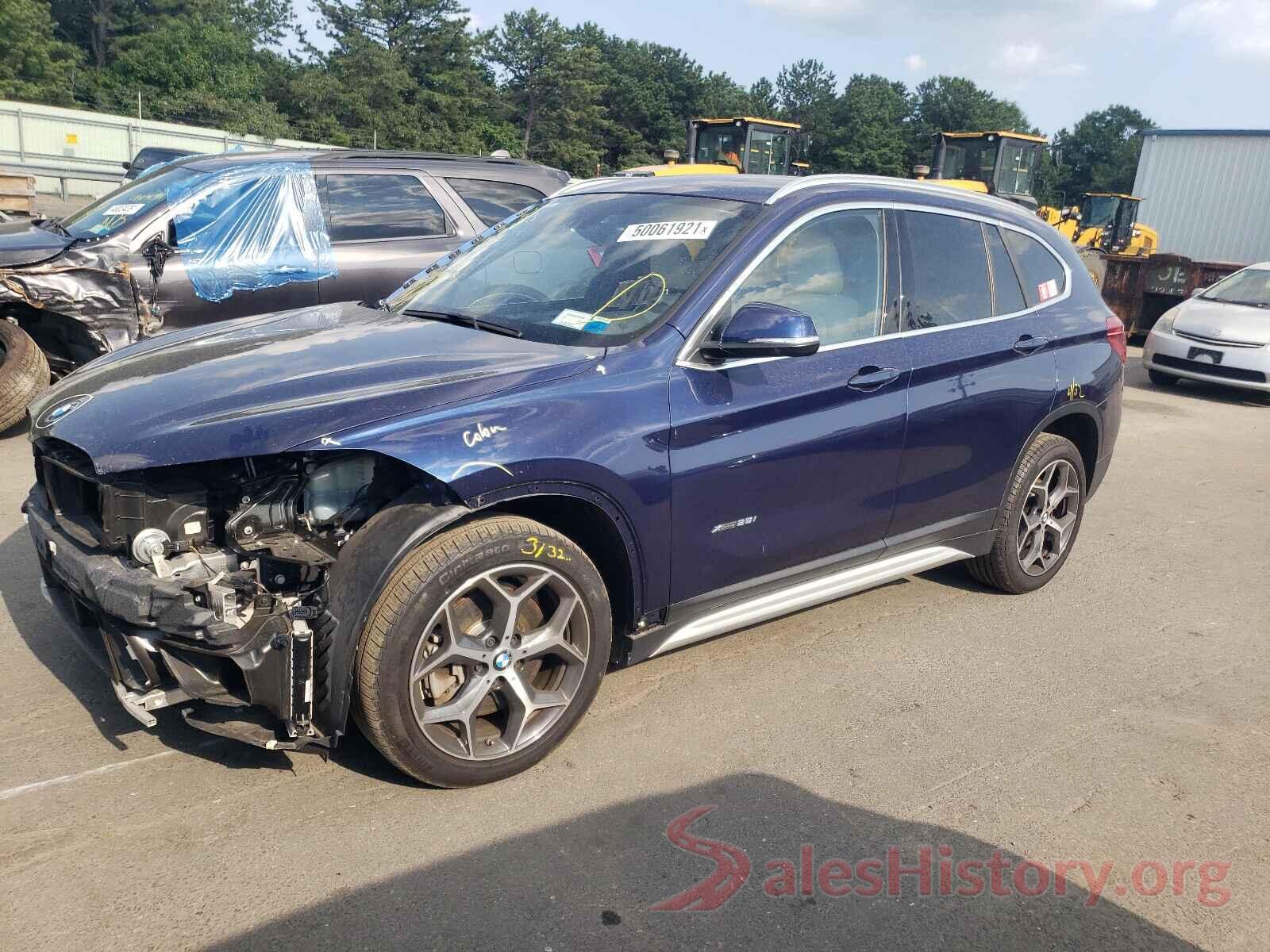 WBXHT3C34J5K28043 2018 BMW X1