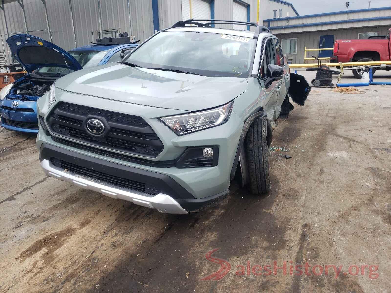 2T3J1RFV8KC032252 2019 TOYOTA RAV4