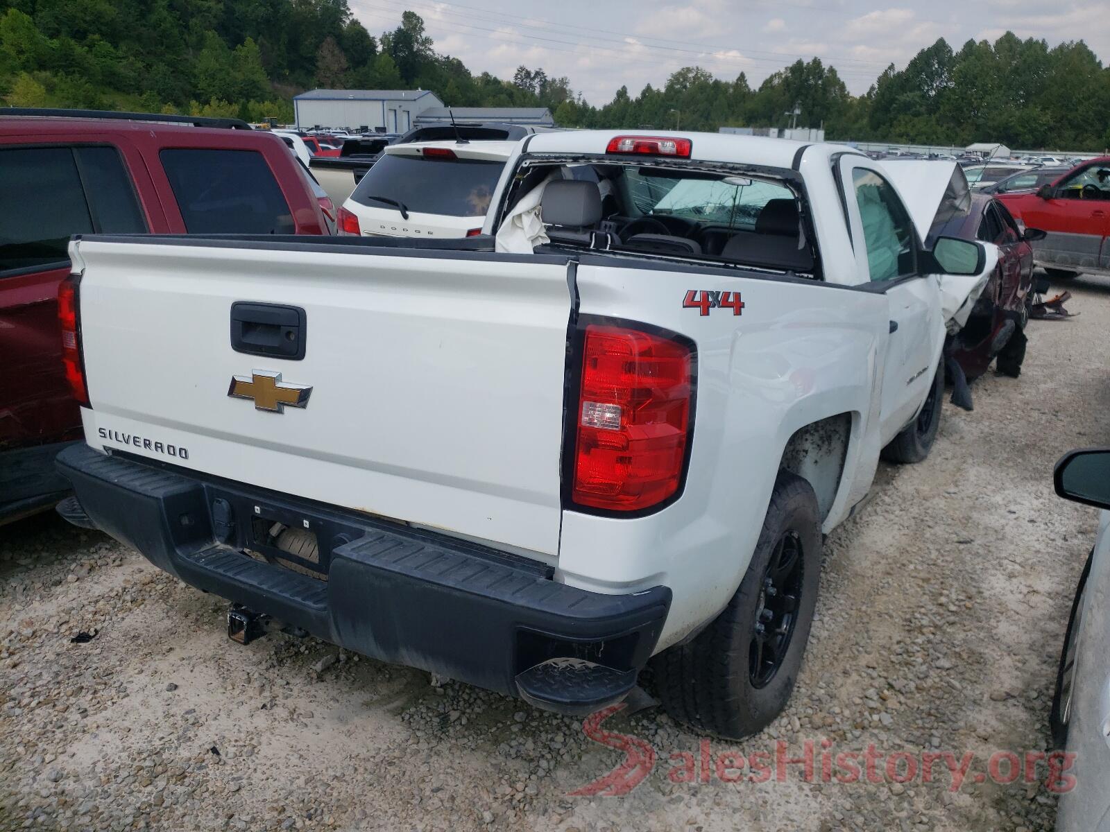 1GCNKNEH8JZ173693 2018 CHEVROLET SILVERADO