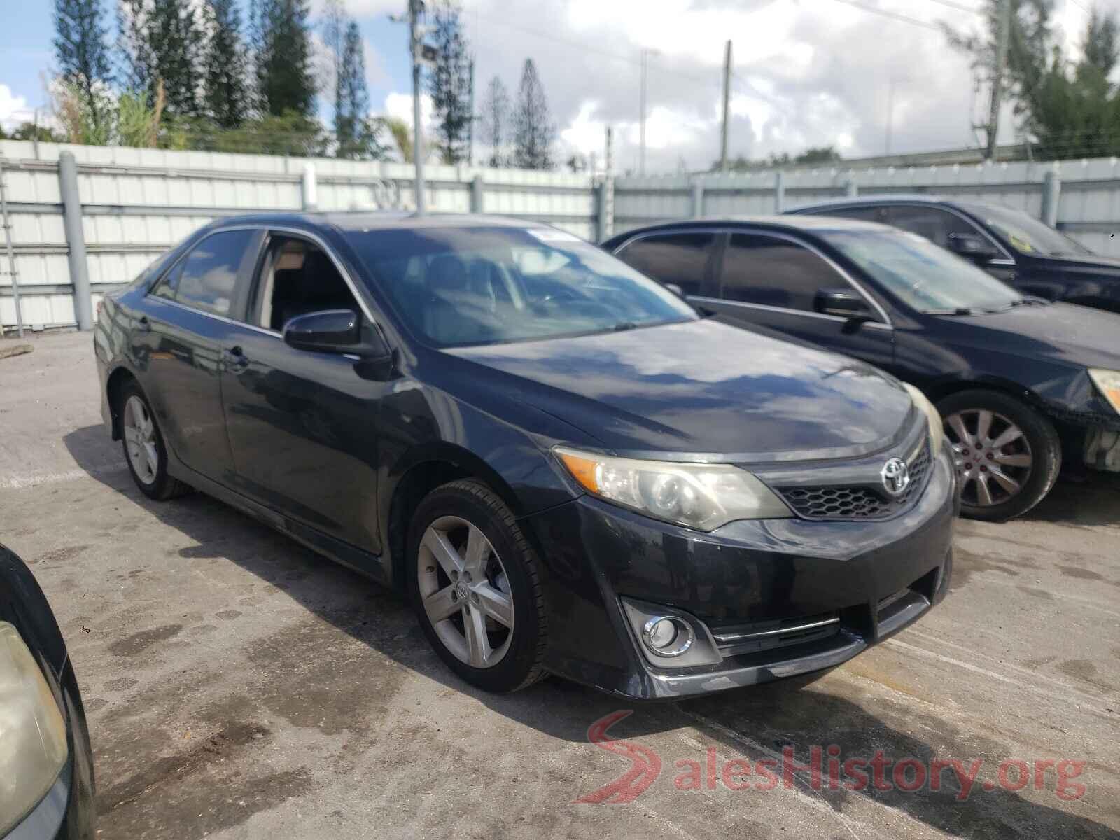 4T1BF1FK3EU401611 2014 TOYOTA CAMRY