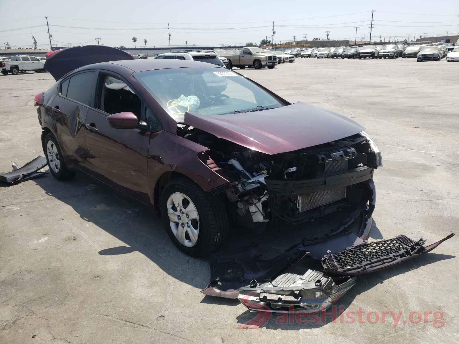 3KPFK4A7XHE084421 2017 KIA FORTE