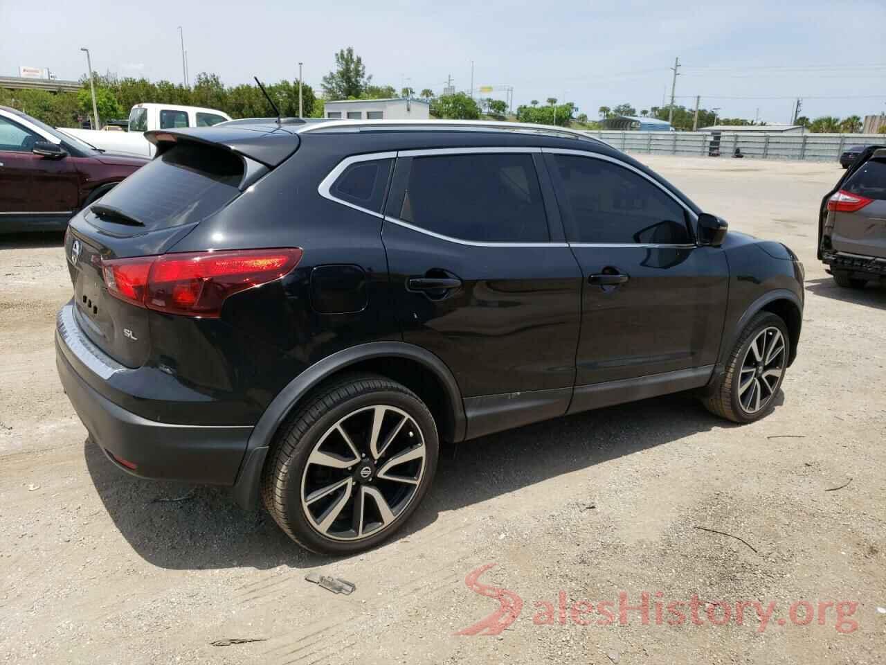 JN1BJ1CPXHW006243 2017 NISSAN ROGUE