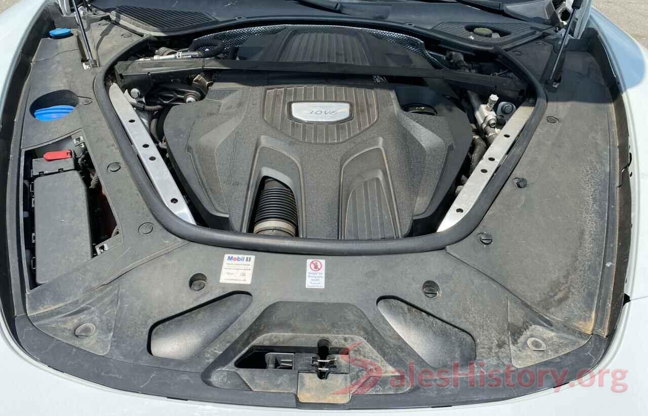 WP0AA2A77JL103621 2018 PORSCHE PANAMERA