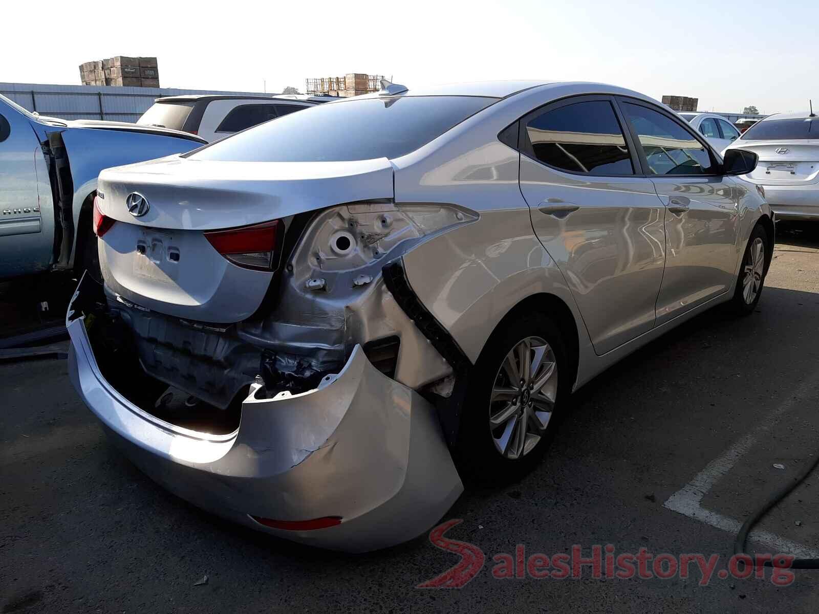 5NPDH4AE8GH738864 2016 HYUNDAI ELANTRA