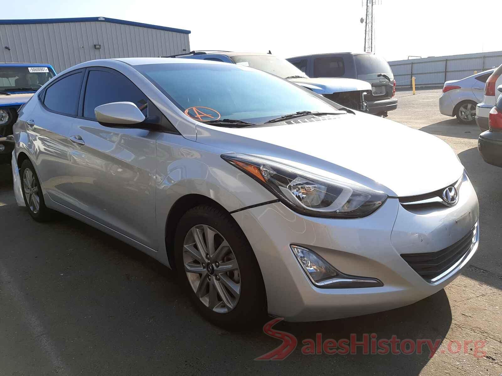 5NPDH4AE8GH738864 2016 HYUNDAI ELANTRA