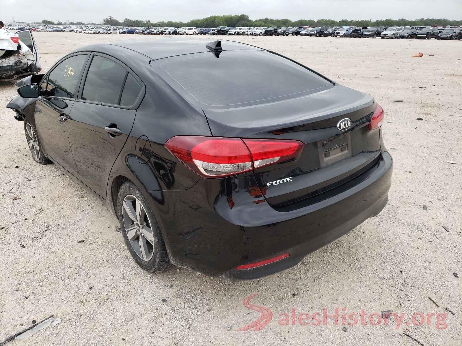 3KPFL4A75JE252694 2018 KIA FORTE