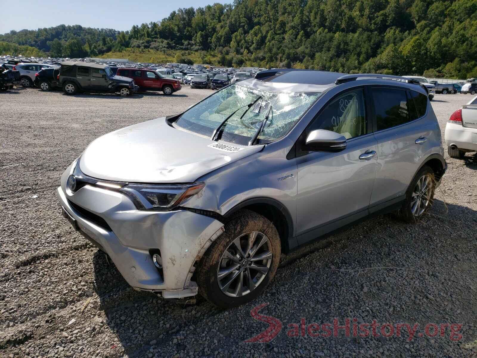 JTMDJREV7HD118977 2017 TOYOTA RAV4