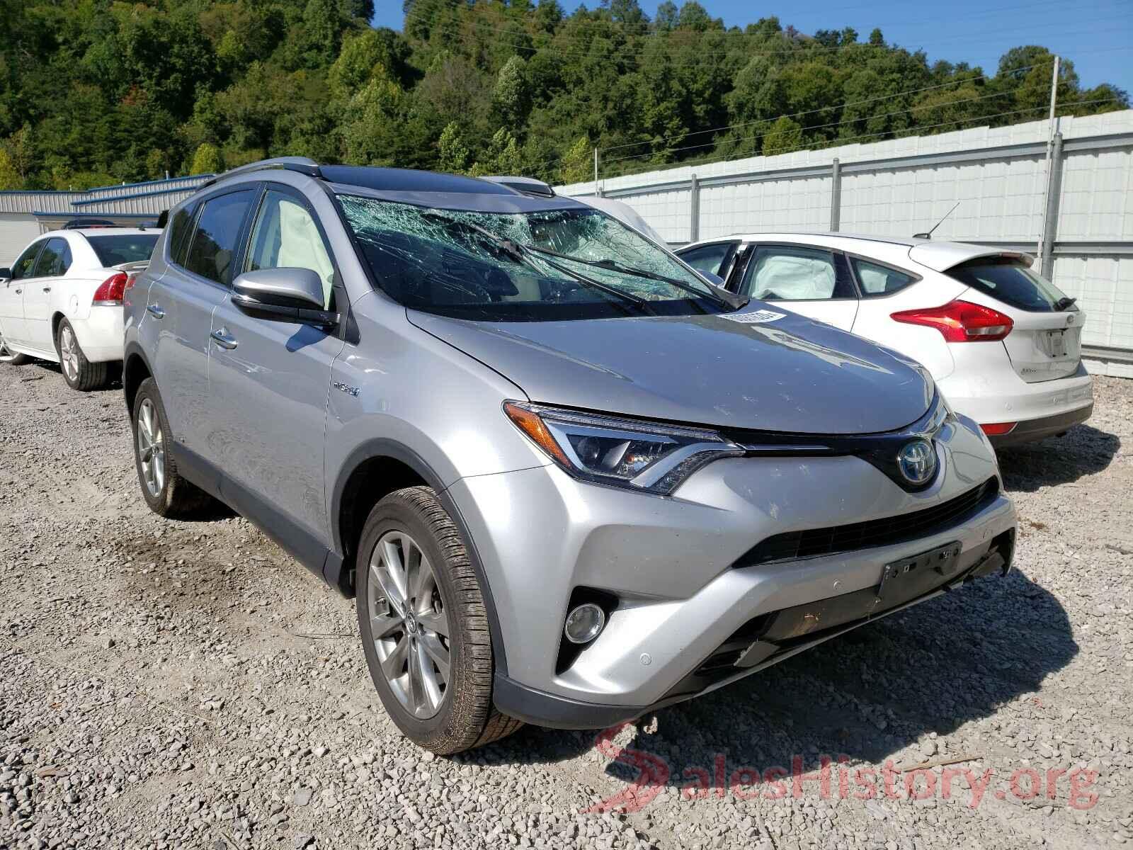 JTMDJREV7HD118977 2017 TOYOTA RAV4