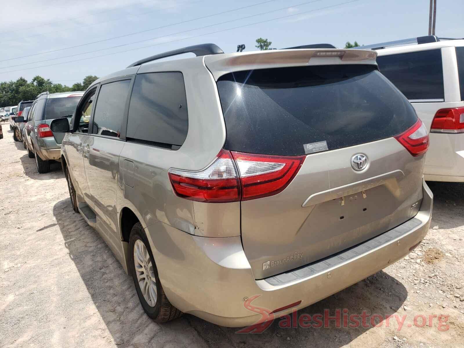 5TDYZ3DC8HS813237 2017 TOYOTA SIENNA