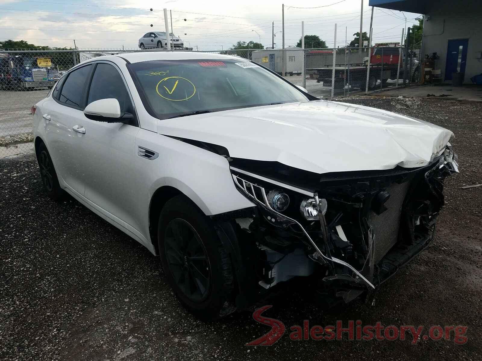 KNAGT4L3XG5085023 2016 KIA OPTIMA