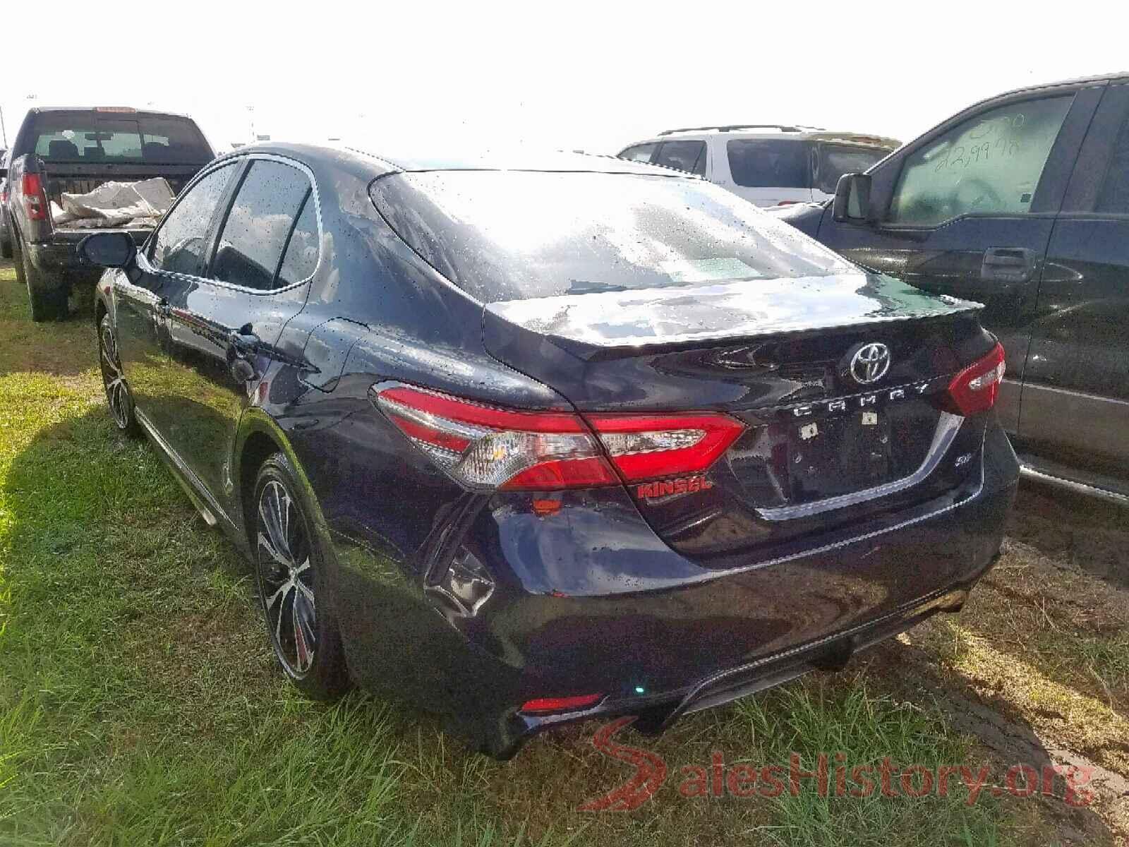 4T1B11HK4JU659089 2018 TOYOTA CAMRY