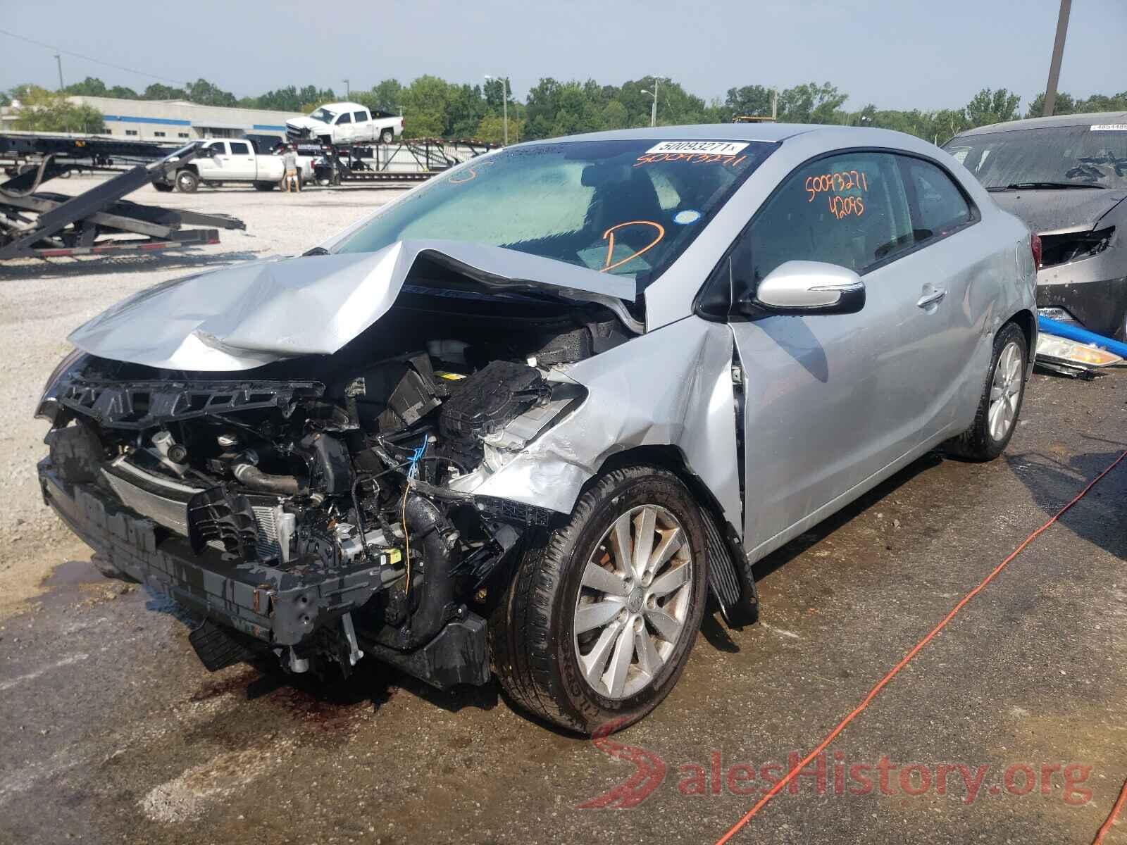 KNAFX6A8XG5641891 2016 KIA FORTE