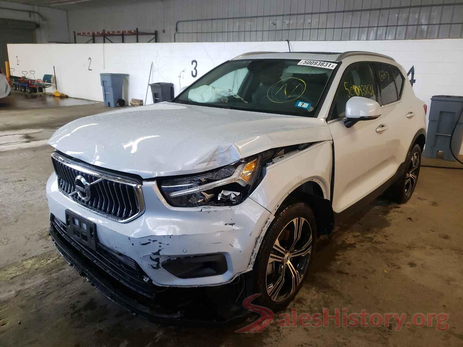 YV4162UL5M2459292 2021 VOLVO XC40