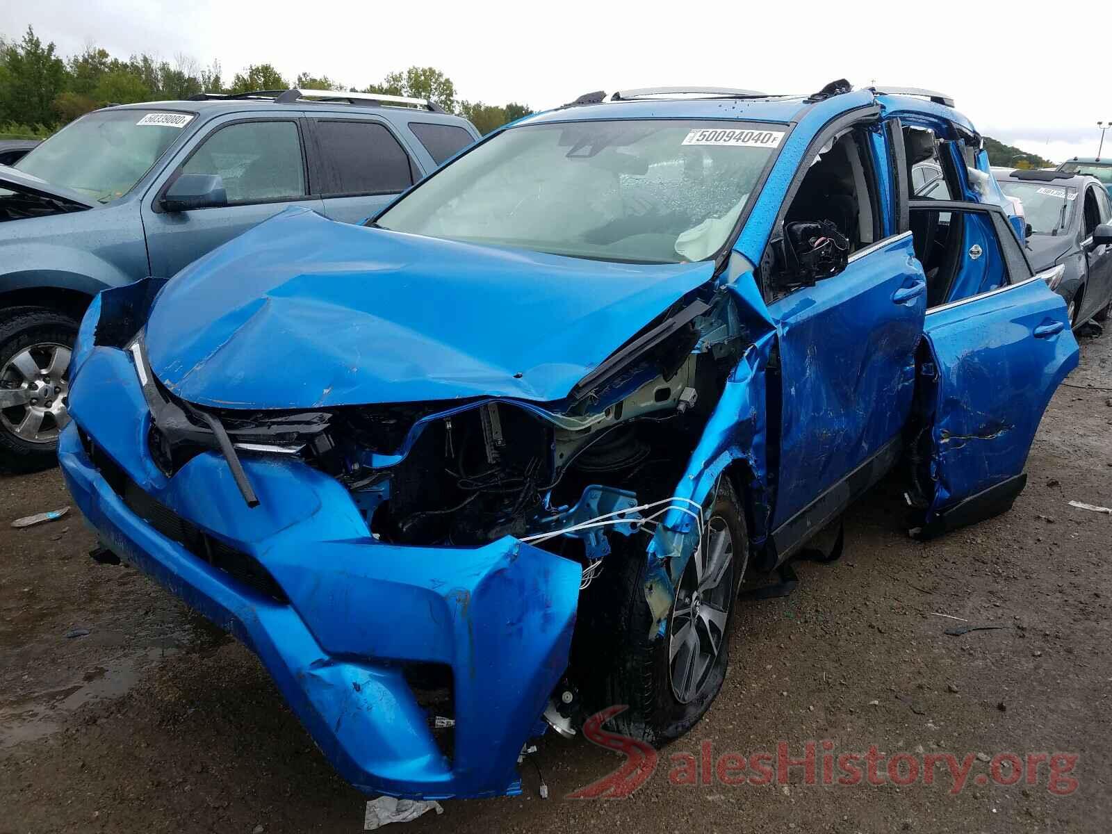 2T3RFREV2JW814890 2018 TOYOTA RAV4