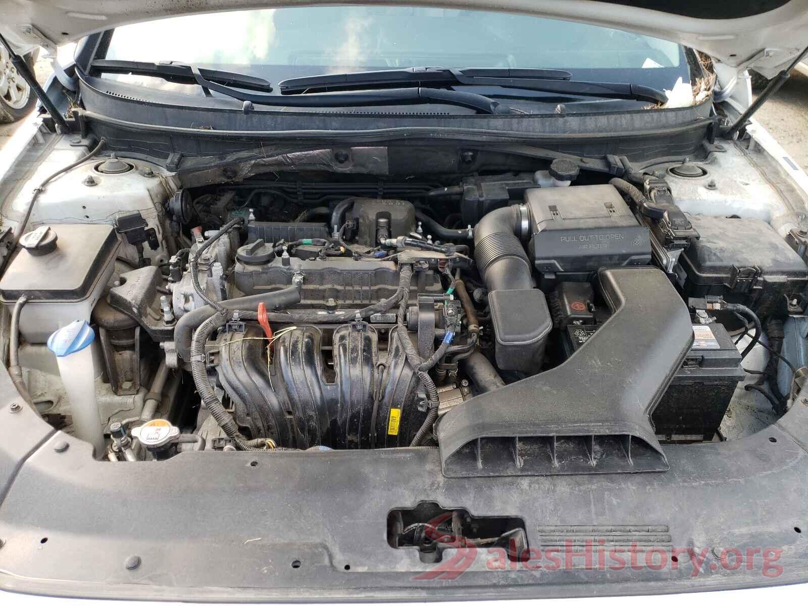 5NPE24AF4JH685800 2018 HYUNDAI SONATA