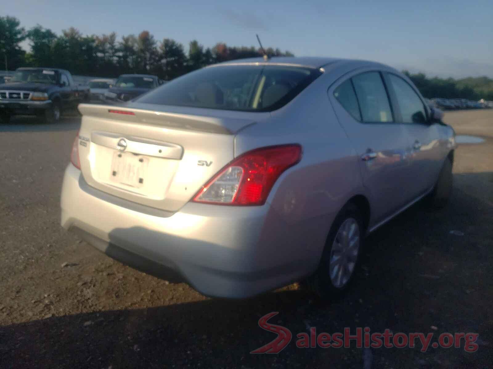 3N1CN7AP2HK431319 2017 NISSAN VERSA