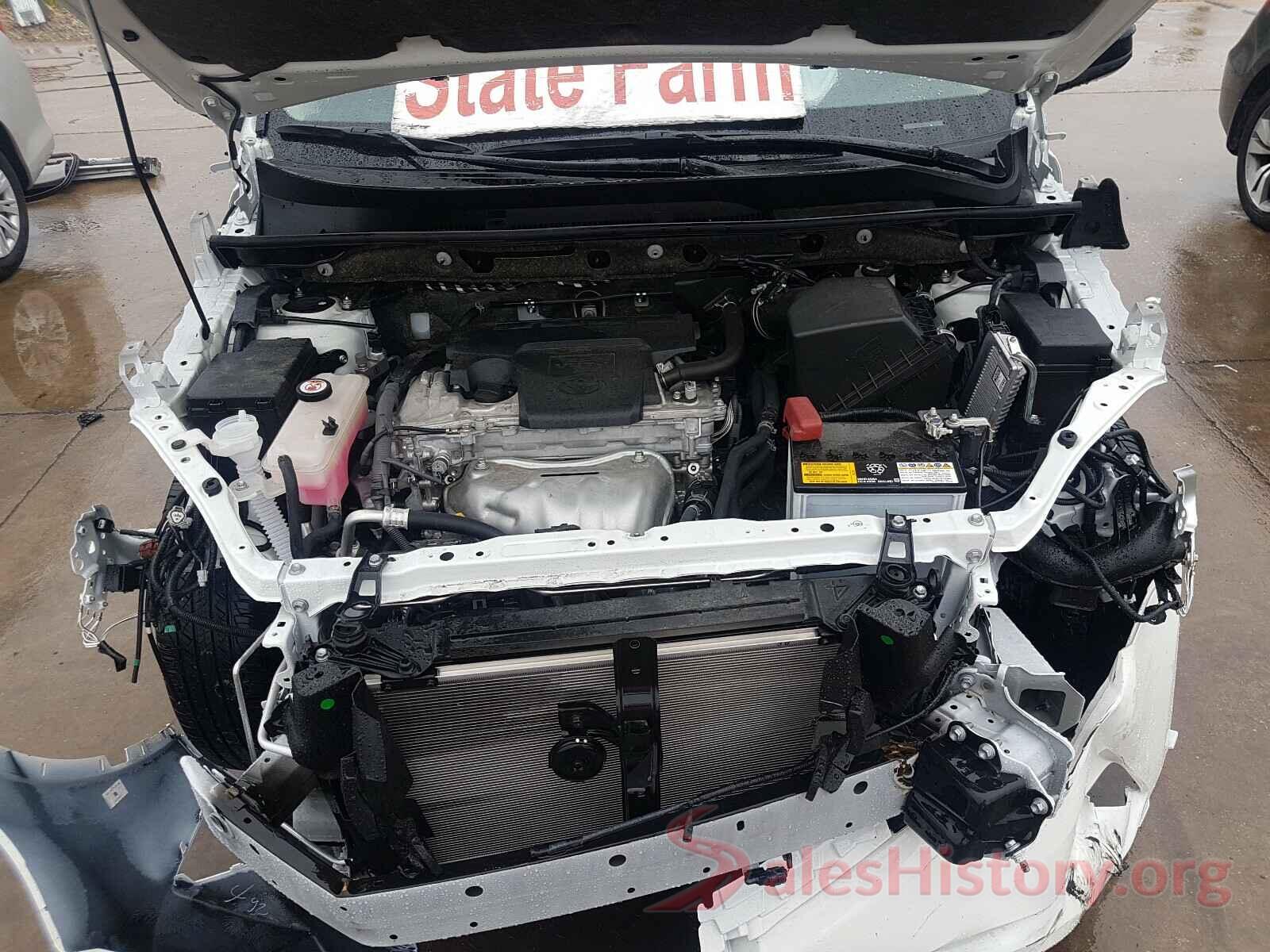 JTMZFREV8JJ741667 2018 TOYOTA RAV4