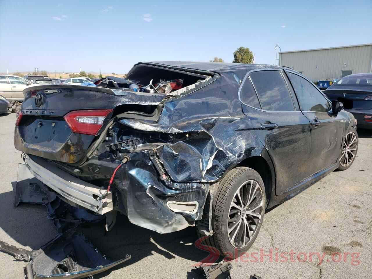 JTNB11HK3J3014097 2018 TOYOTA CAMRY