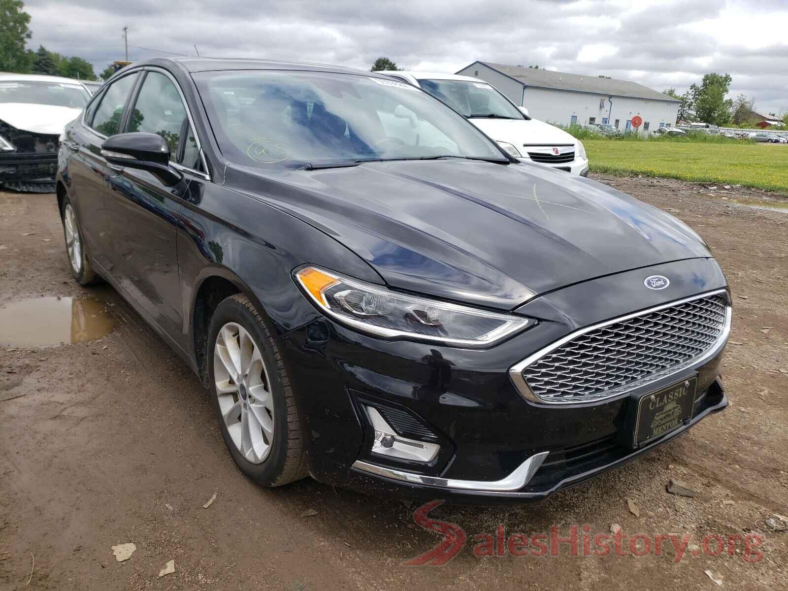 3FA6P0SU1KR147216 2019 FORD FUSION