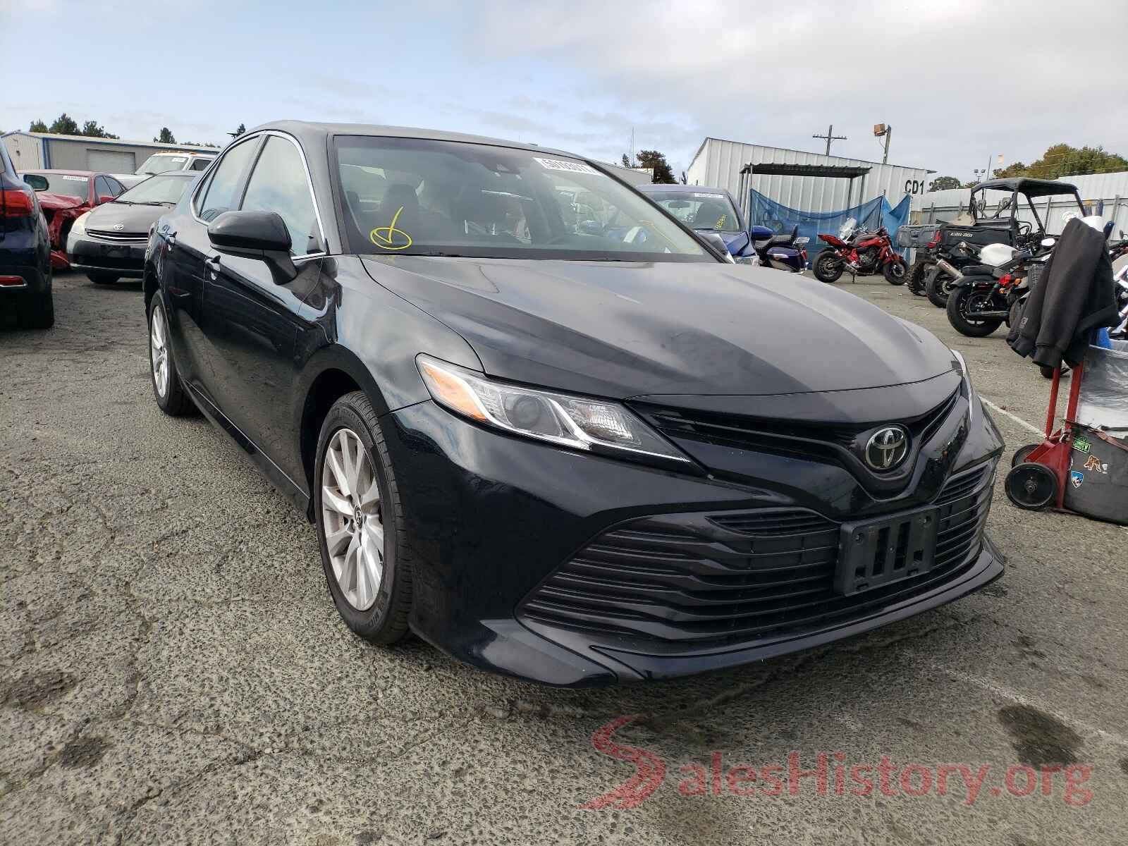 JTNB11HK2J3043199 2018 TOYOTA CAMRY