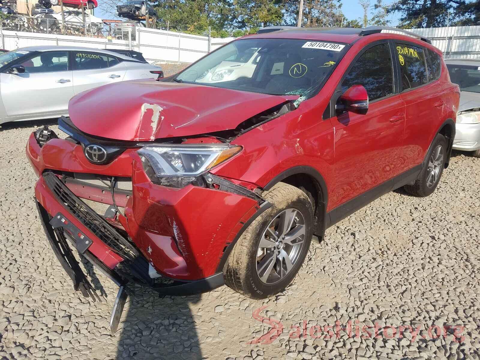 JTMRFREVXHJ105262 2017 TOYOTA RAV4