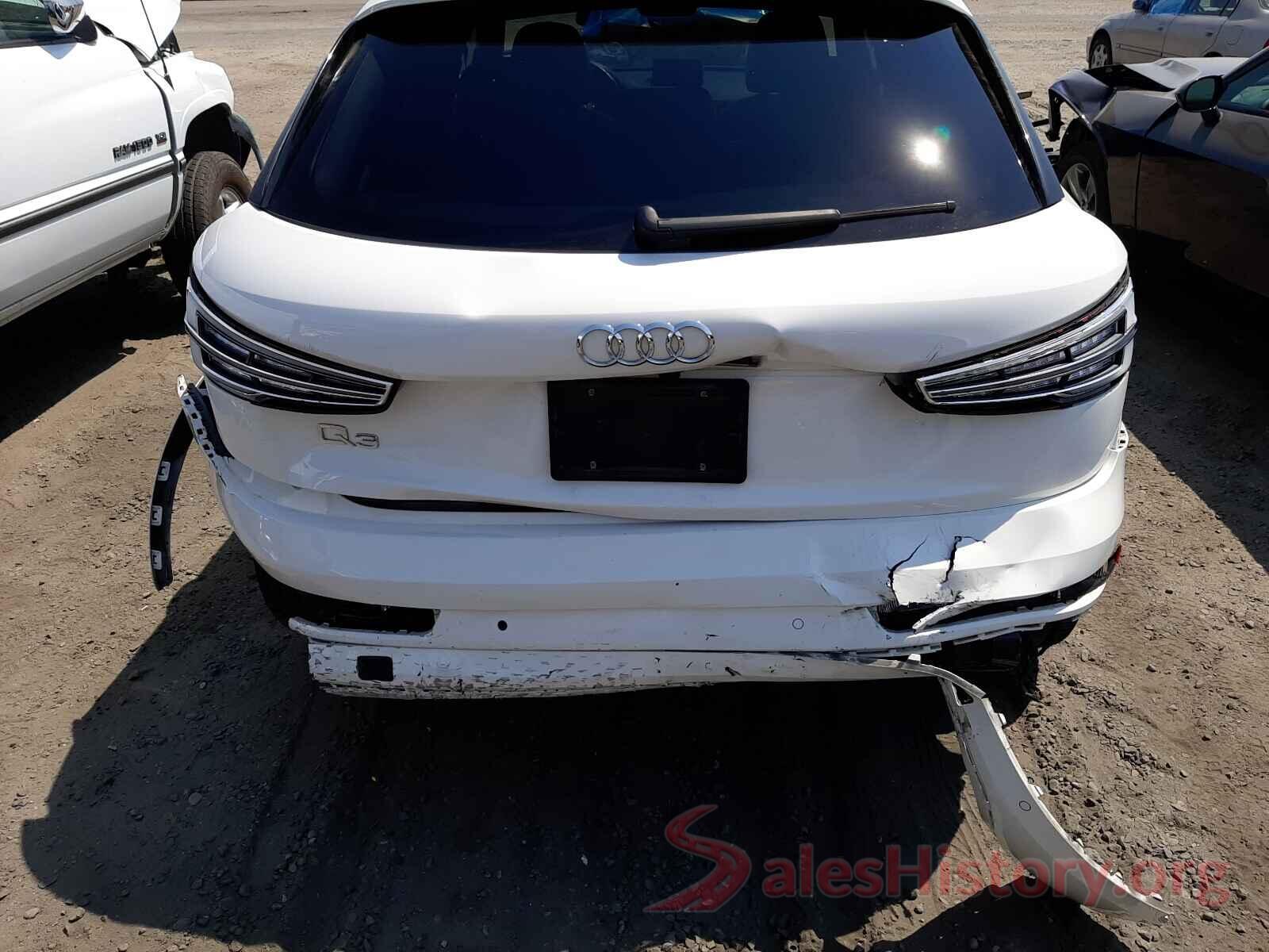 WA1HCCFS0HR009898 2017 AUDI Q3