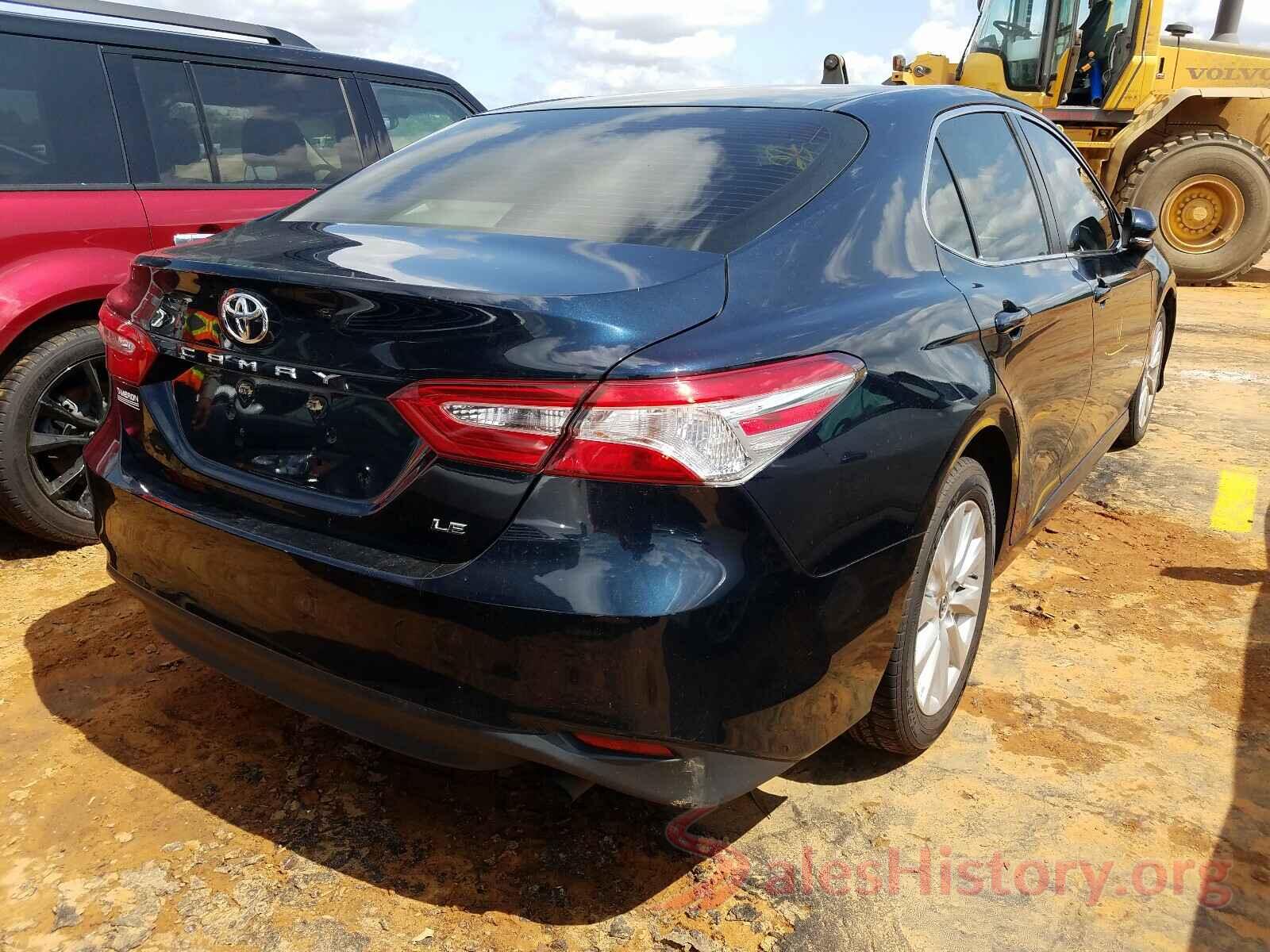 JTNB11HK0J3032511 2018 TOYOTA CAMRY