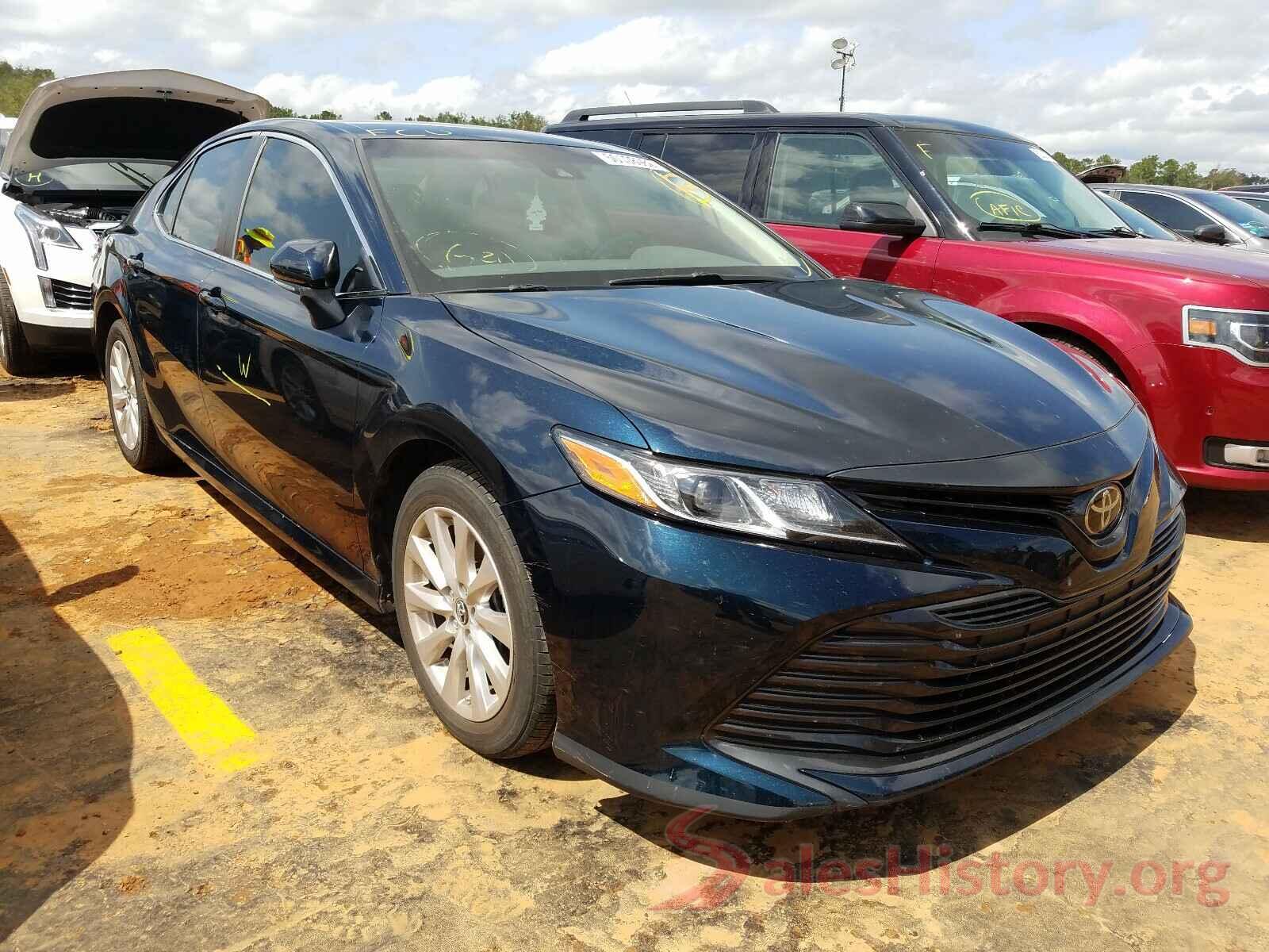 JTNB11HK0J3032511 2018 TOYOTA CAMRY