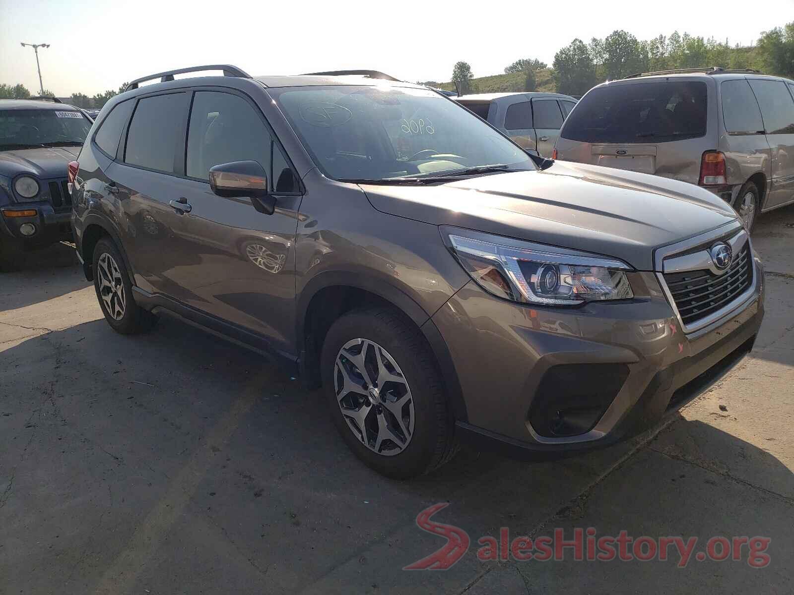 JF2SKAGC9LH541385 2020 SUBARU FORESTER