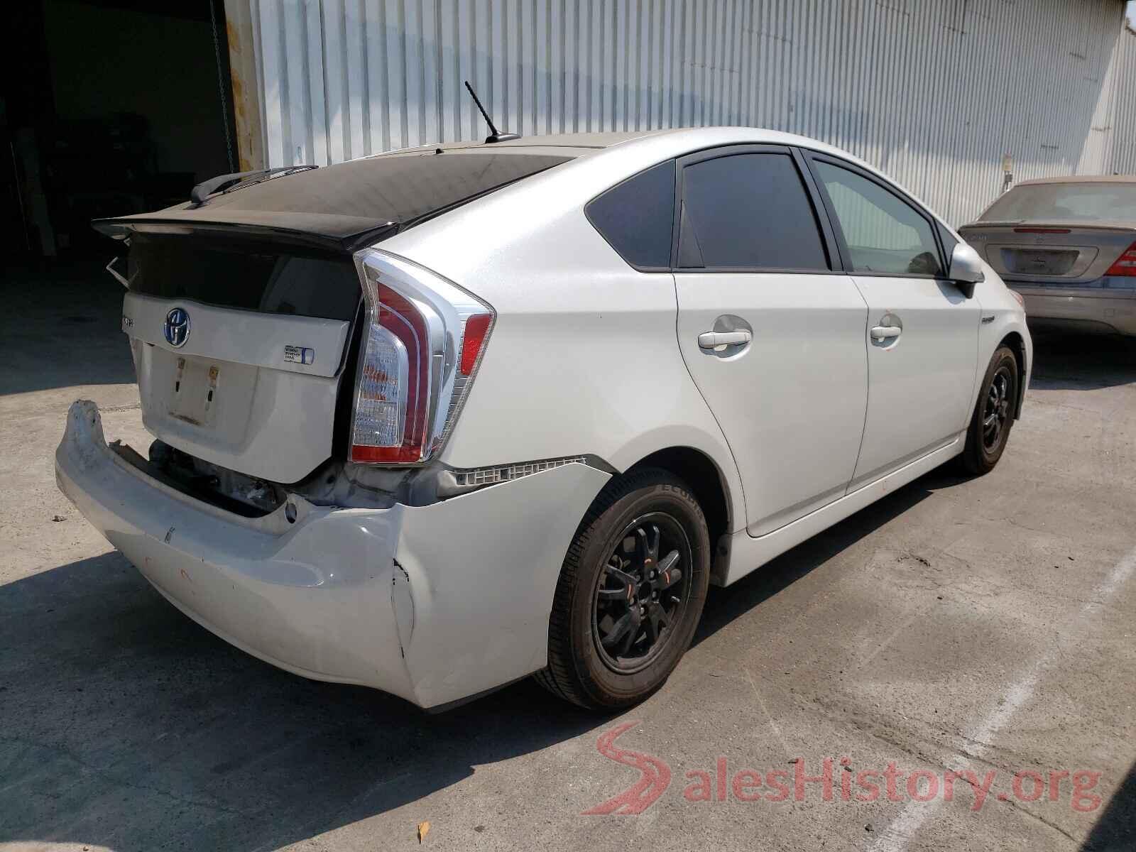 JTDKN3DU0F1972810 2015 TOYOTA PRIUS