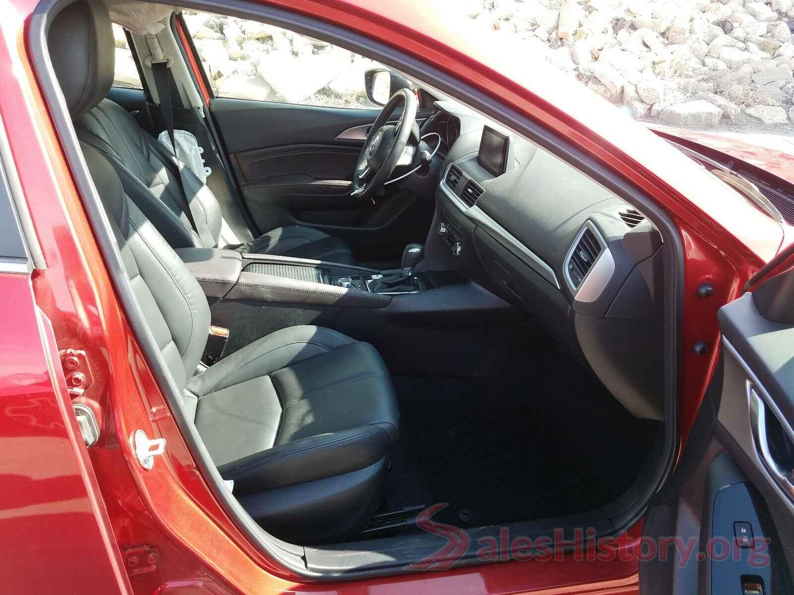 3MZBN1L33JM221111 2018 MAZDA 3