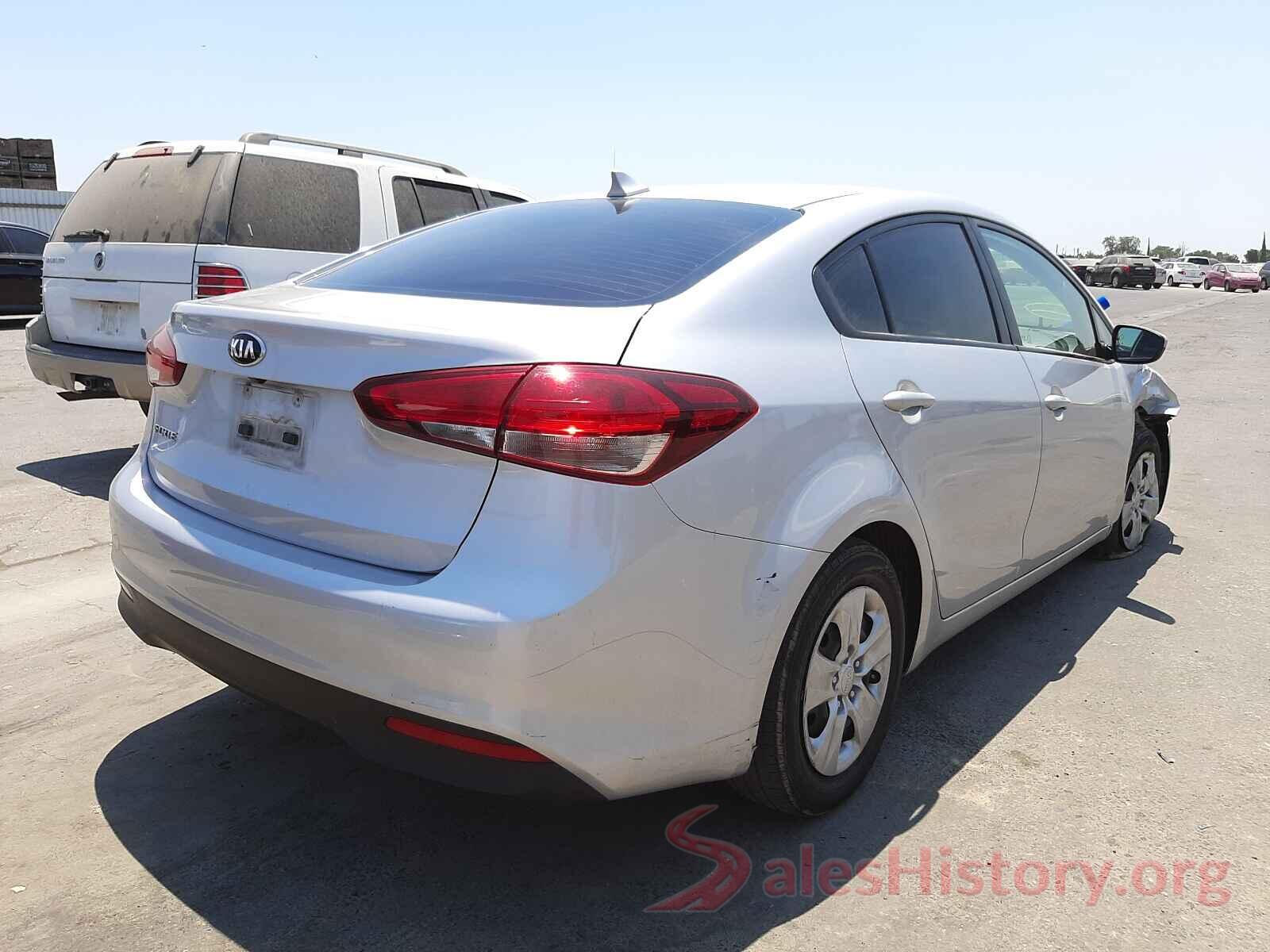 3KPFK4A78JE268679 2018 KIA FORTE