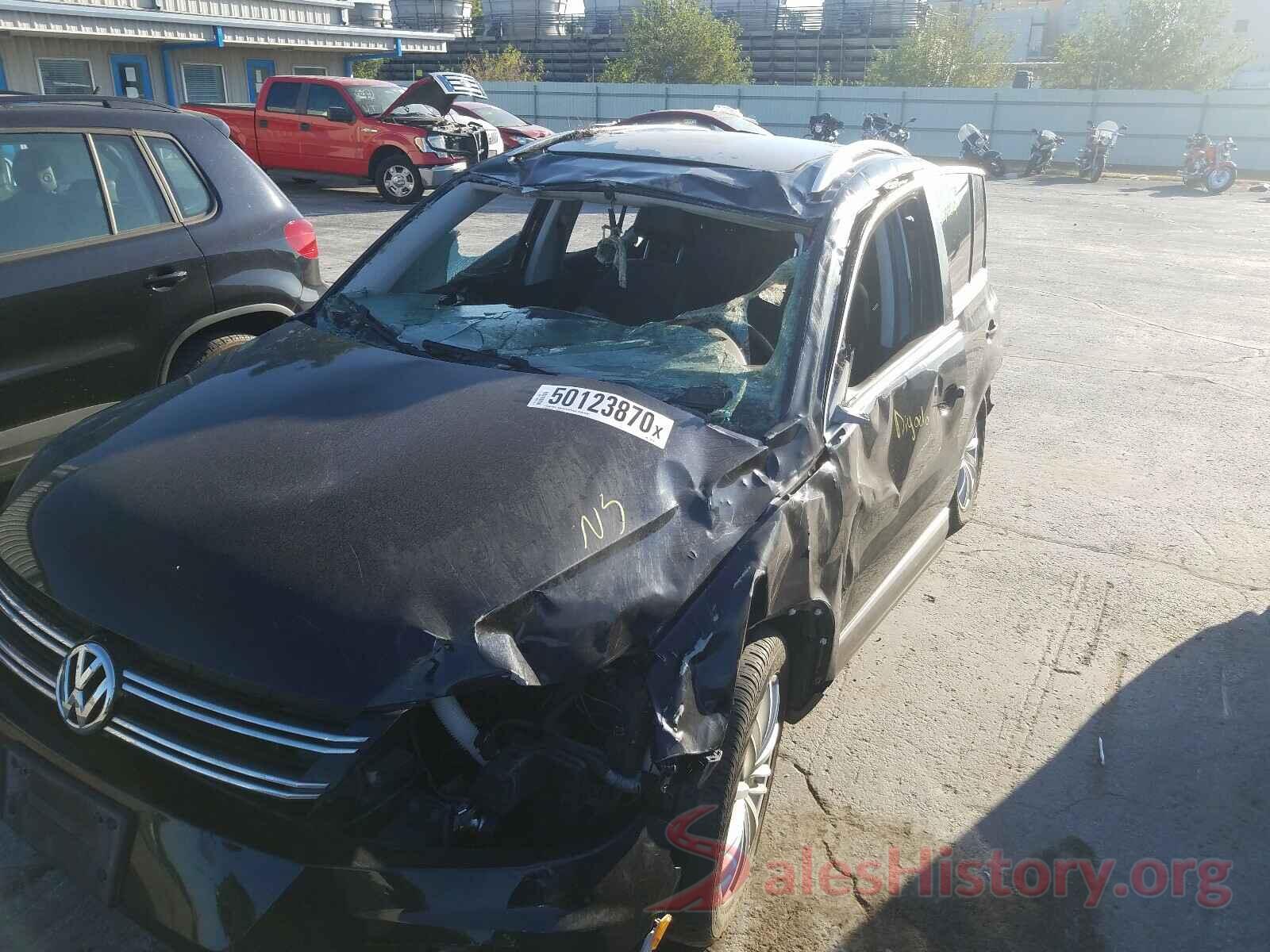 WVGAV7AX8GW543383 2016 VOLKSWAGEN TIGUAN