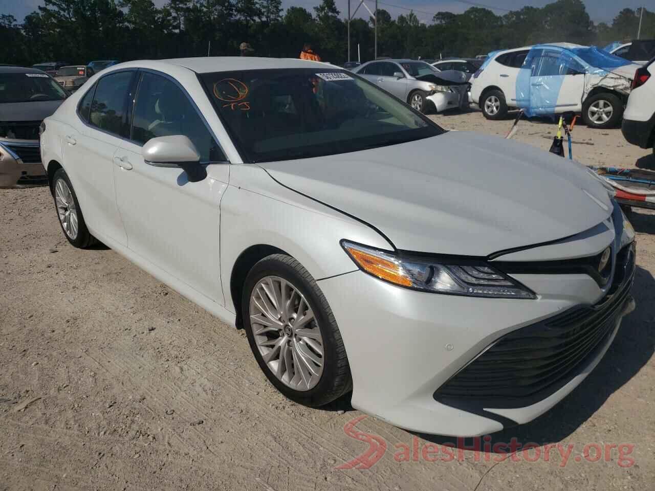 4T1B11HK6JU157541 2018 TOYOTA CAMRY