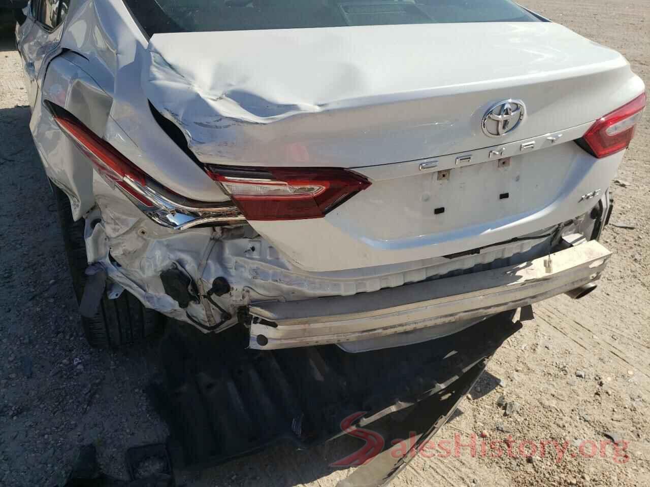 4T1B11HK6JU157541 2018 TOYOTA CAMRY