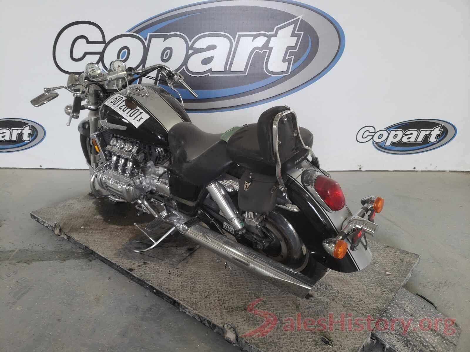 1HFSC34661A400730 2001 HONDA GL CYCLE