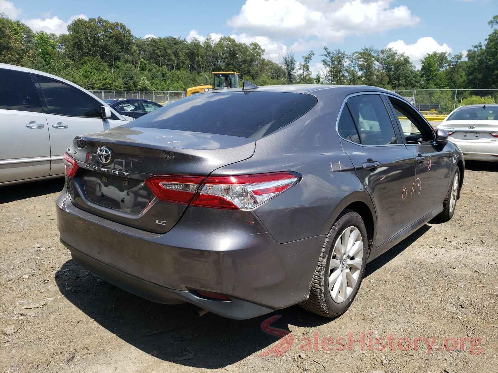 4T1B11HKXJU544545 2018 TOYOTA CAMRY