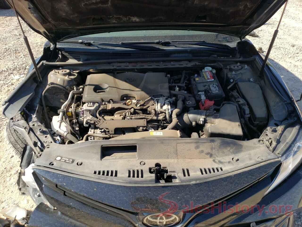 4T1B11HK1JU106559 2018 TOYOTA CAMRY