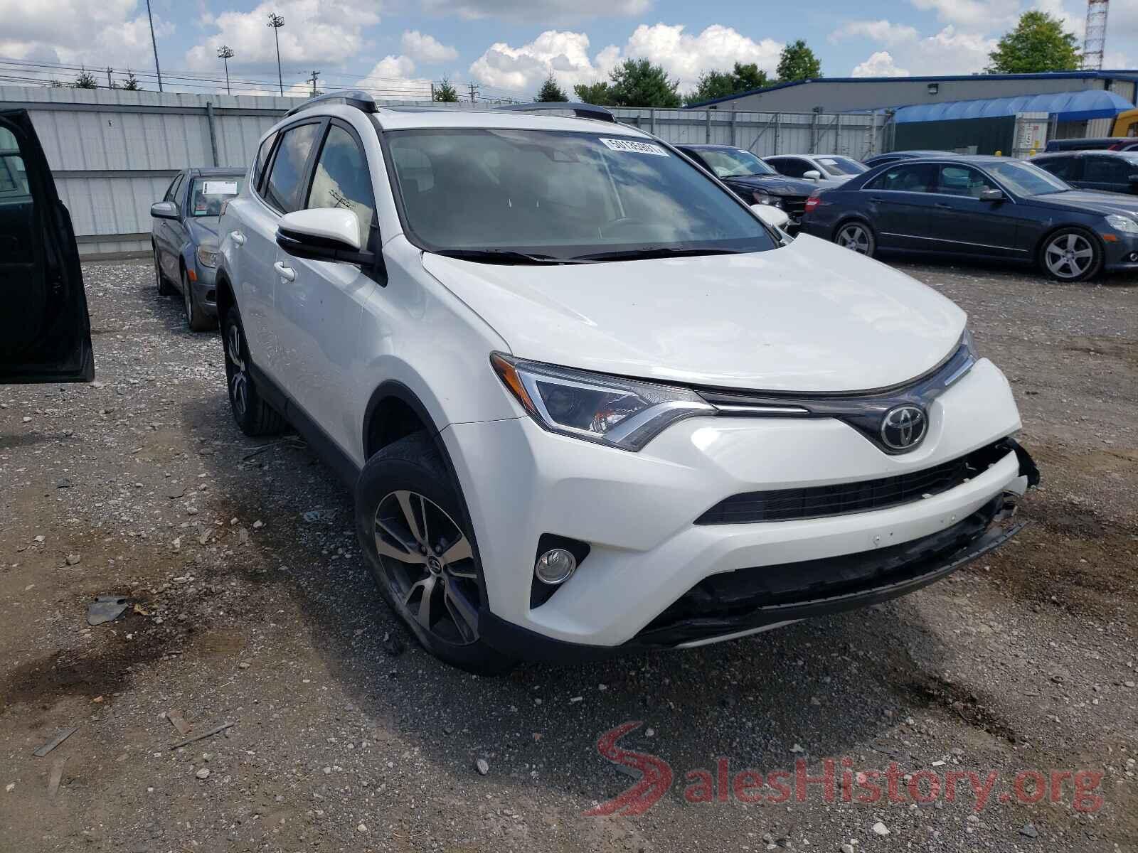 JTMRFREV0JJ735278 2018 TOYOTA RAV4